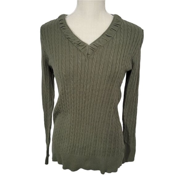 Eddie Bauer Sweaters - Eddie bauer v neck sweater